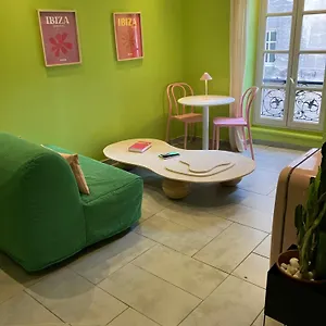 Ibiz'arles Apartment Arles
