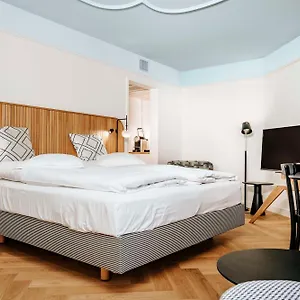 **** Otel Western İsviçre